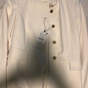 Brand new, never used, just been sitting on my closet